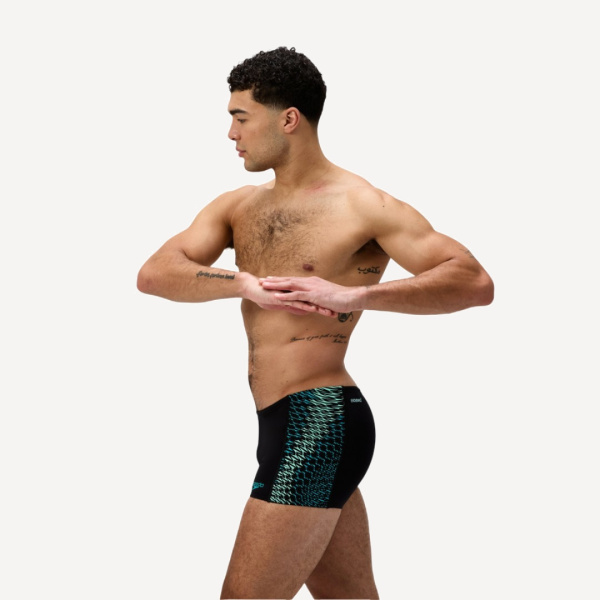 Плавки-шорты Speedo Endurance+ MAX Tech Panel Aquashort (Мужской; 34 (50); черный/зеленый)